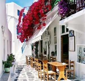 MEZE Taverna si AA Travel te trimit intr-o calatorie culinara in Grecia