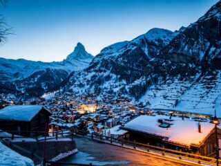 Cele mai bune 3 stațiuni de schi din Elveția